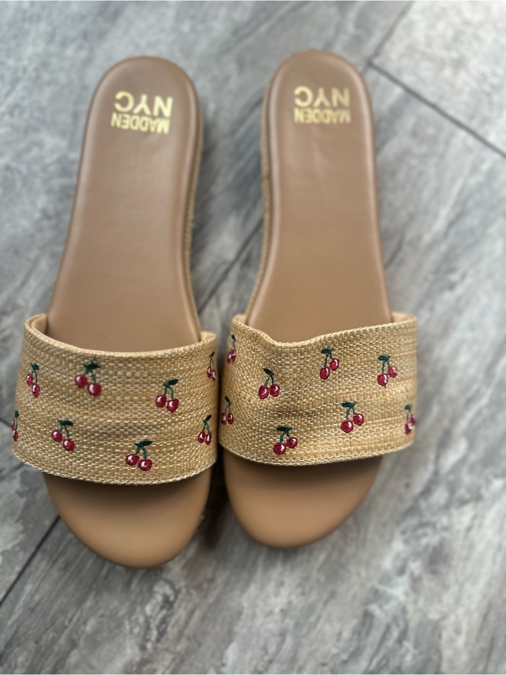 Madden NYC Women’s Size 10 Cherry Embroidered Woven Slide Sandals Tan